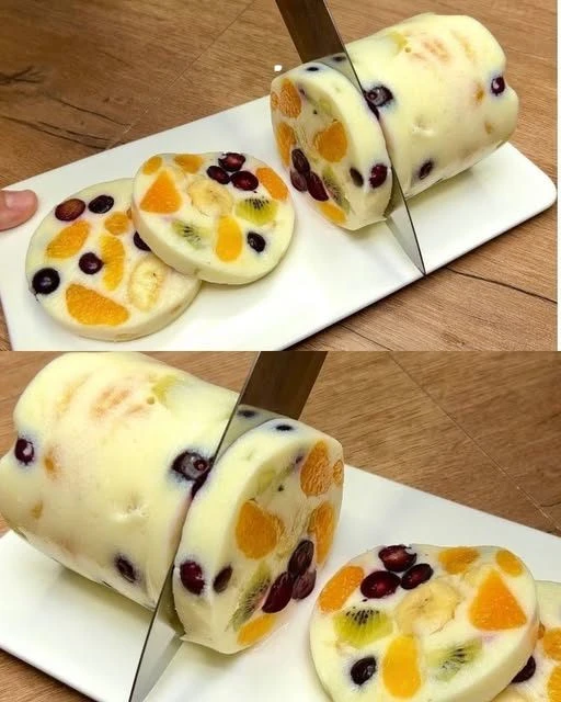 Oggi, partendo da ingredienti semplici, prepareremo un dessert alla frutta molto leggero e delicato.