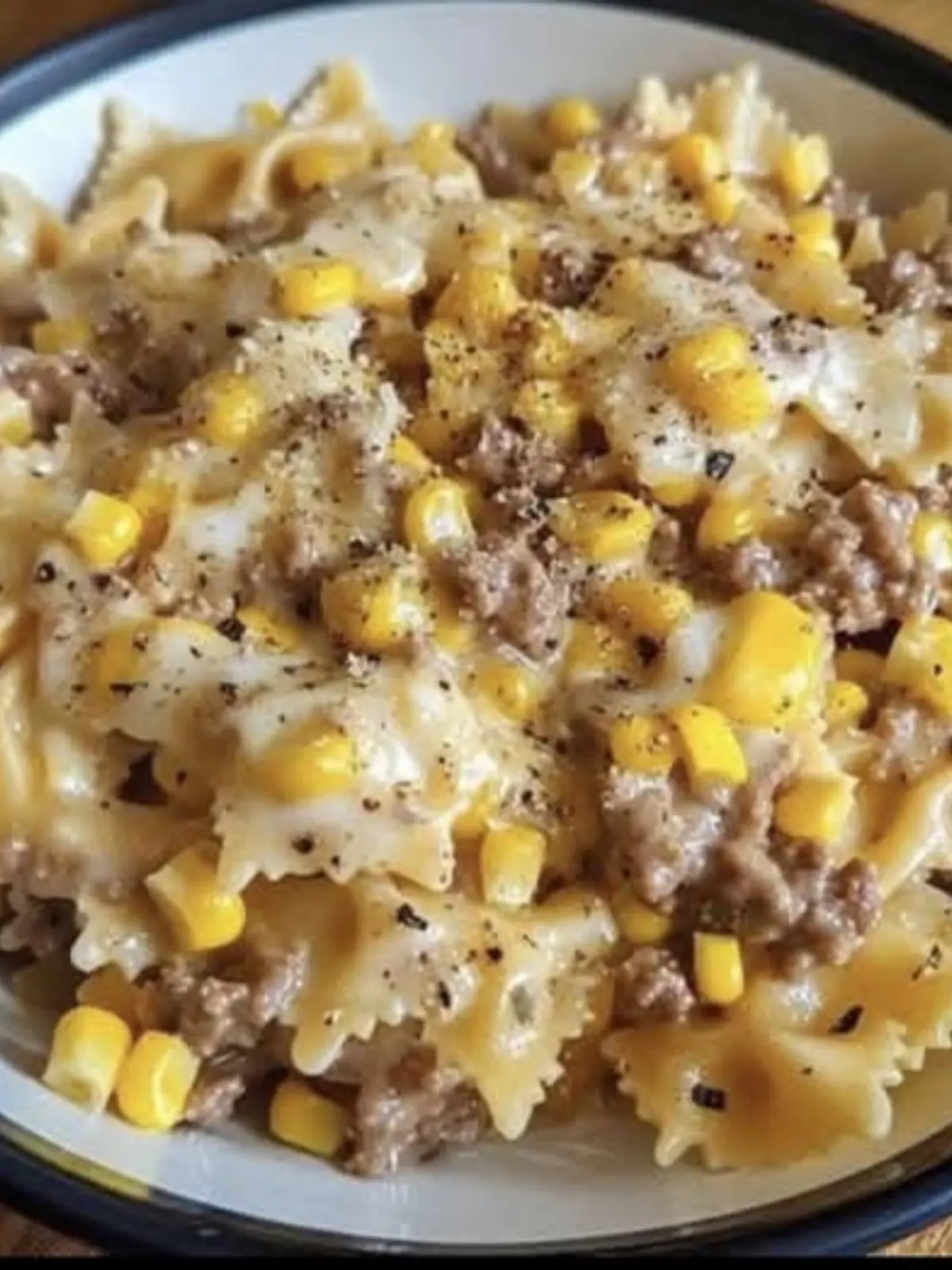 Pasta Farfalle Cremose con Manzo, Mais e Condimento Ranch – Preparazione con Slow Cooker